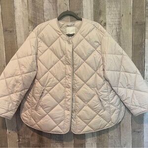 H&M Medium Quilted Oversized Puff Jacket Cream EUC Size Medium